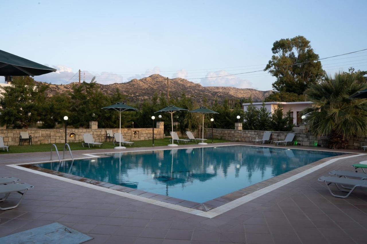 Dimitris Villa Hotel Matala  Ngoại thất bức ảnh